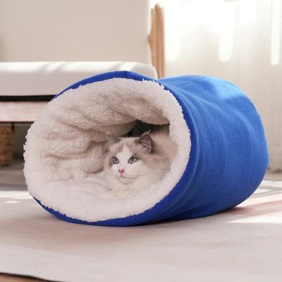 maison chat protector bleu avec chat couche
